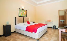 RedDoorz @ Panglima Sudirman Madiun